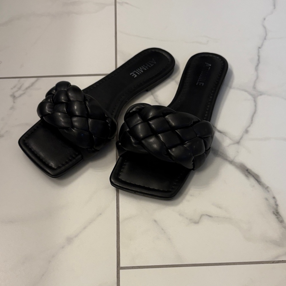 Bottega Veneta Black Woven Slide Sandals